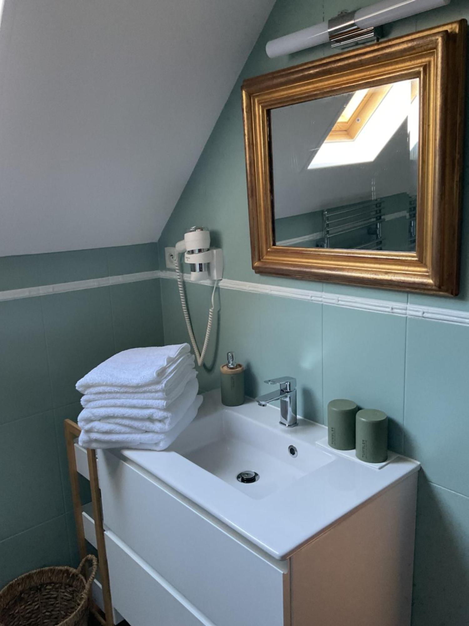 トルヴィル＝シュル＝メール Manoir De La Croix-Sonnet Bed & Breakfast エクステリア 写真