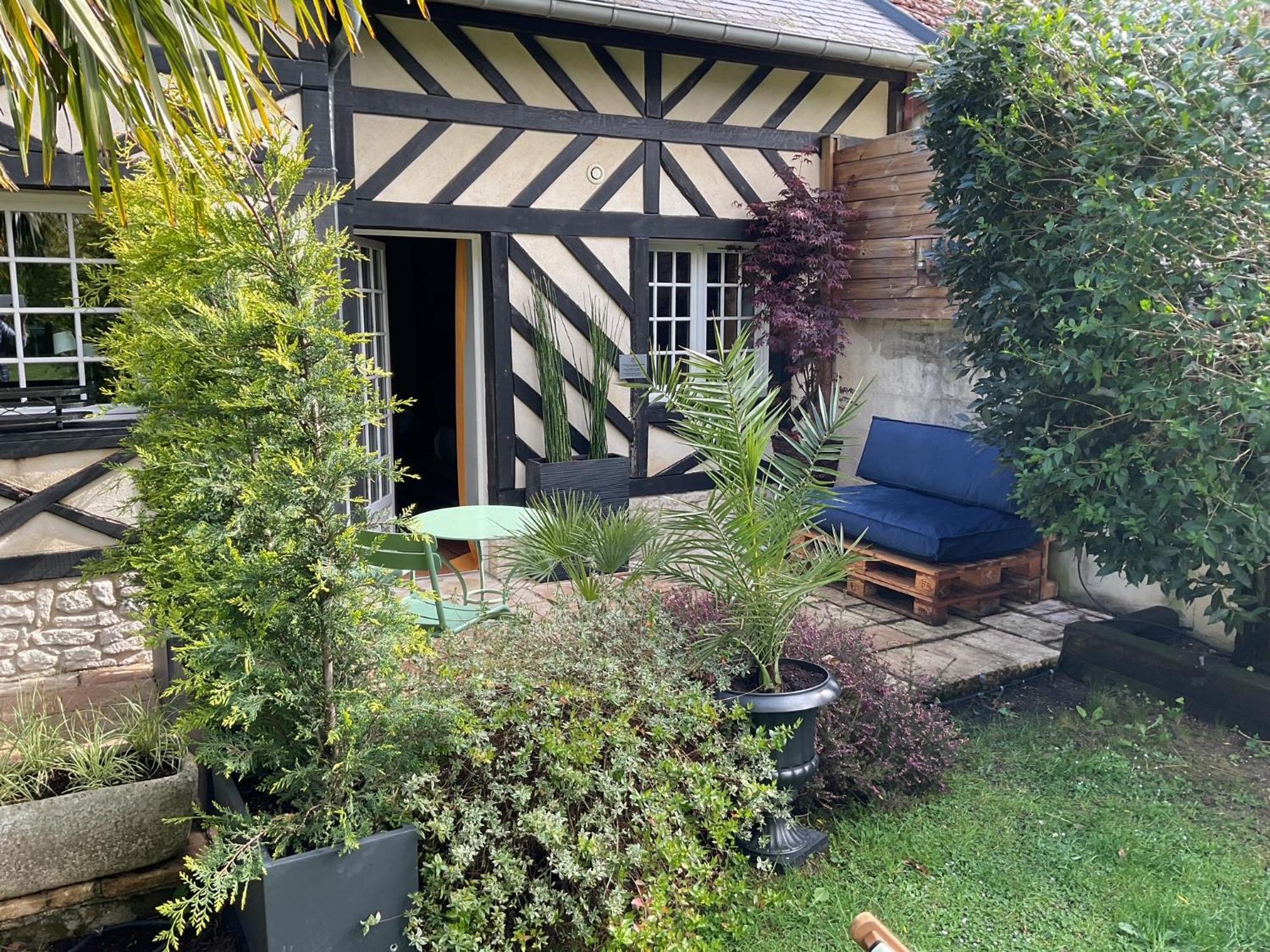 トルヴィル＝シュル＝メール Manoir De La Croix-Sonnet Bed & Breakfast エクステリア 写真